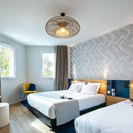 The Originals Boutique Saint James, Montaigu-vendee, Nantes Sud Hotel 3*