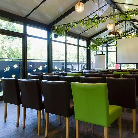 Restaurant Saint James, The Originals Boutique 3*