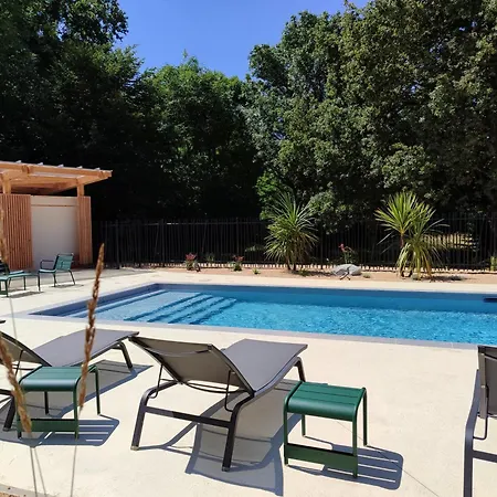 Hotel The Originals Boutique Restaurant Saint James, Montaigu-Vendee