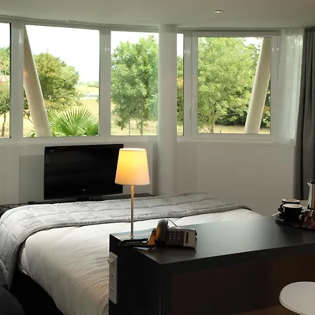 The Originals Boutique Saint James, Montaigu-vendee, Nantes Sud 3* Montaigu-Vendee