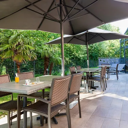 Hotel Restaurant Saint James, The Originals Boutique