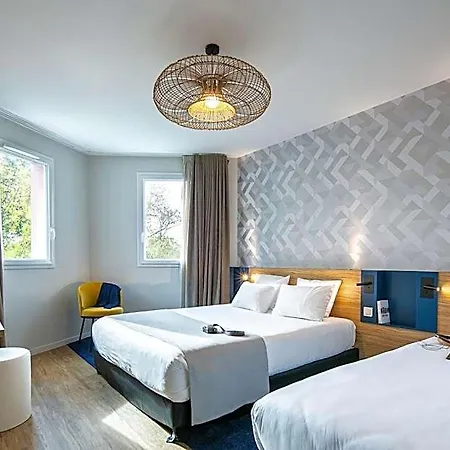 Restaurant Saint James, The Originals Boutique Отель 3*