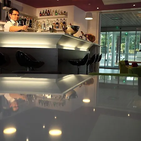 Restaurant Saint James, The Originals Boutique Hotel